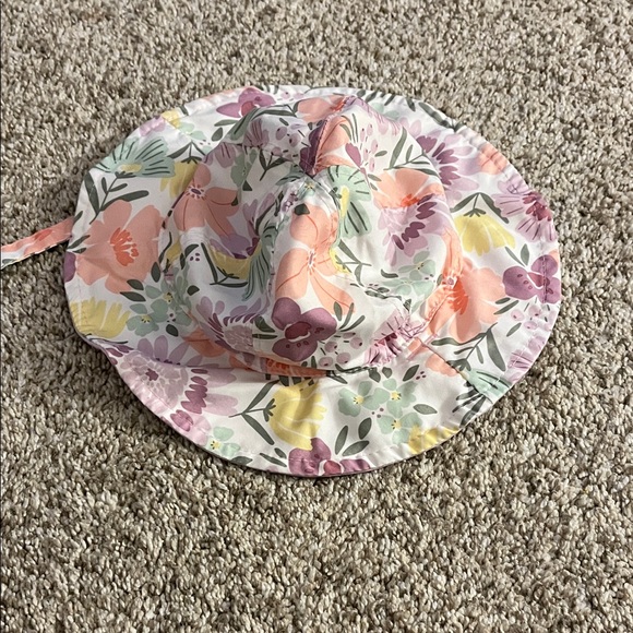 Carter's Light Pink Baby Hat - Picture 1 of 3